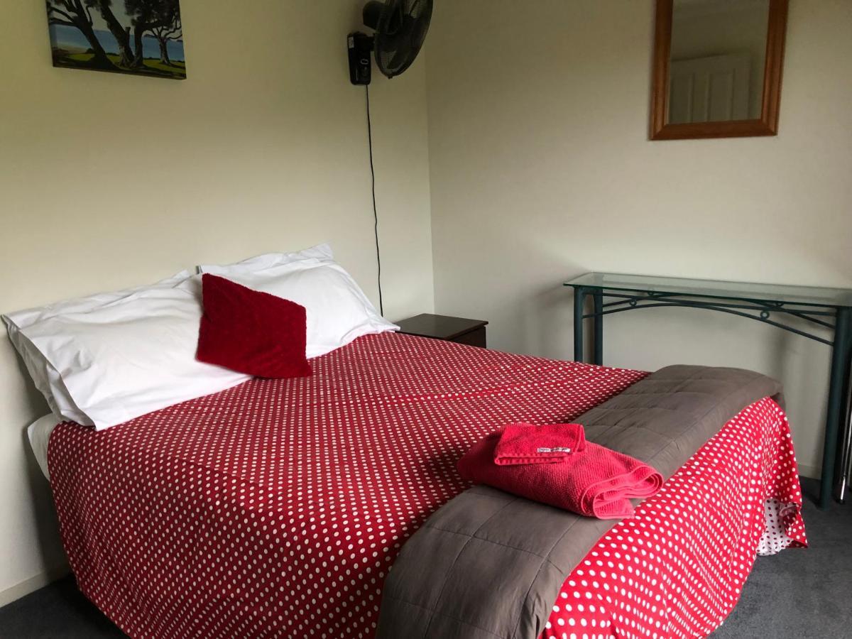Silverdale Garden Stay Orewa Exteriör bild