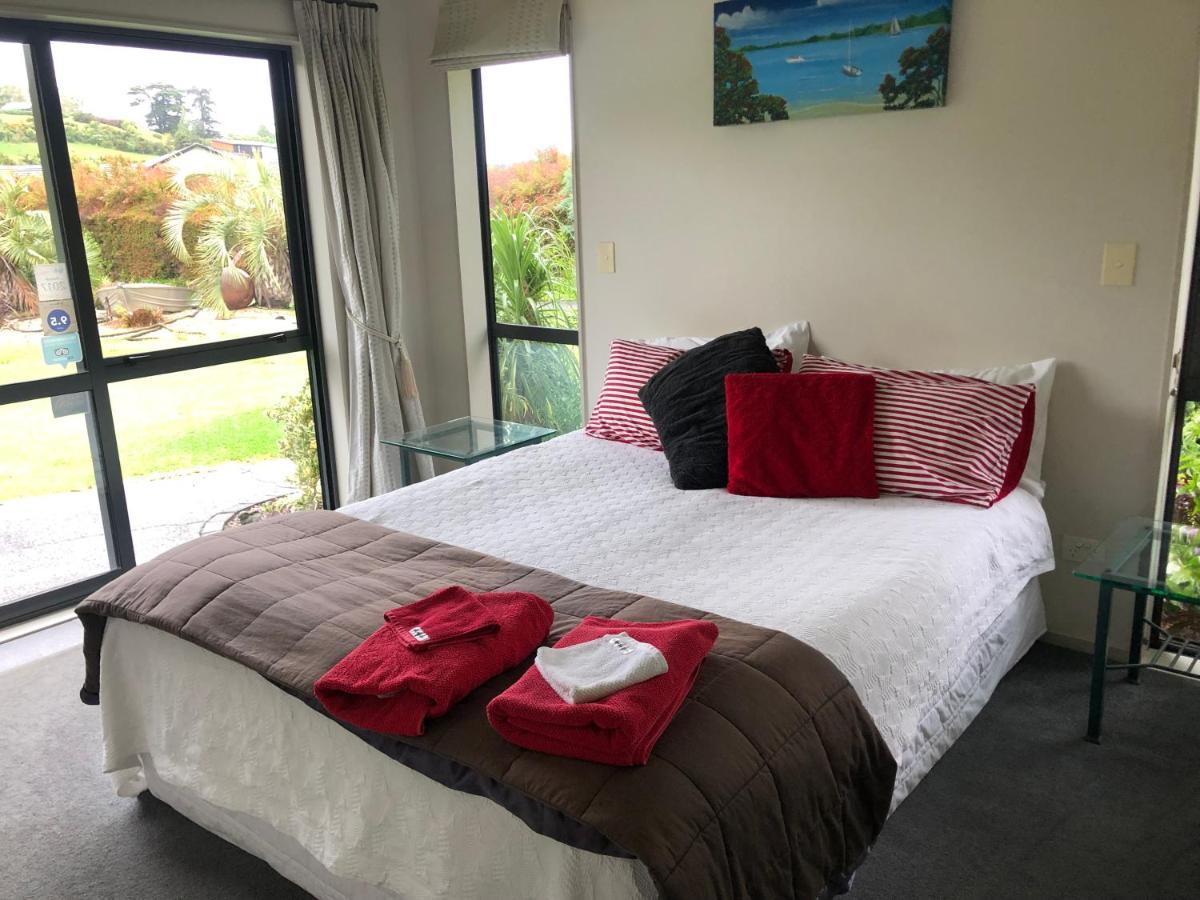 Silverdale Garden Stay Orewa Exteriör bild