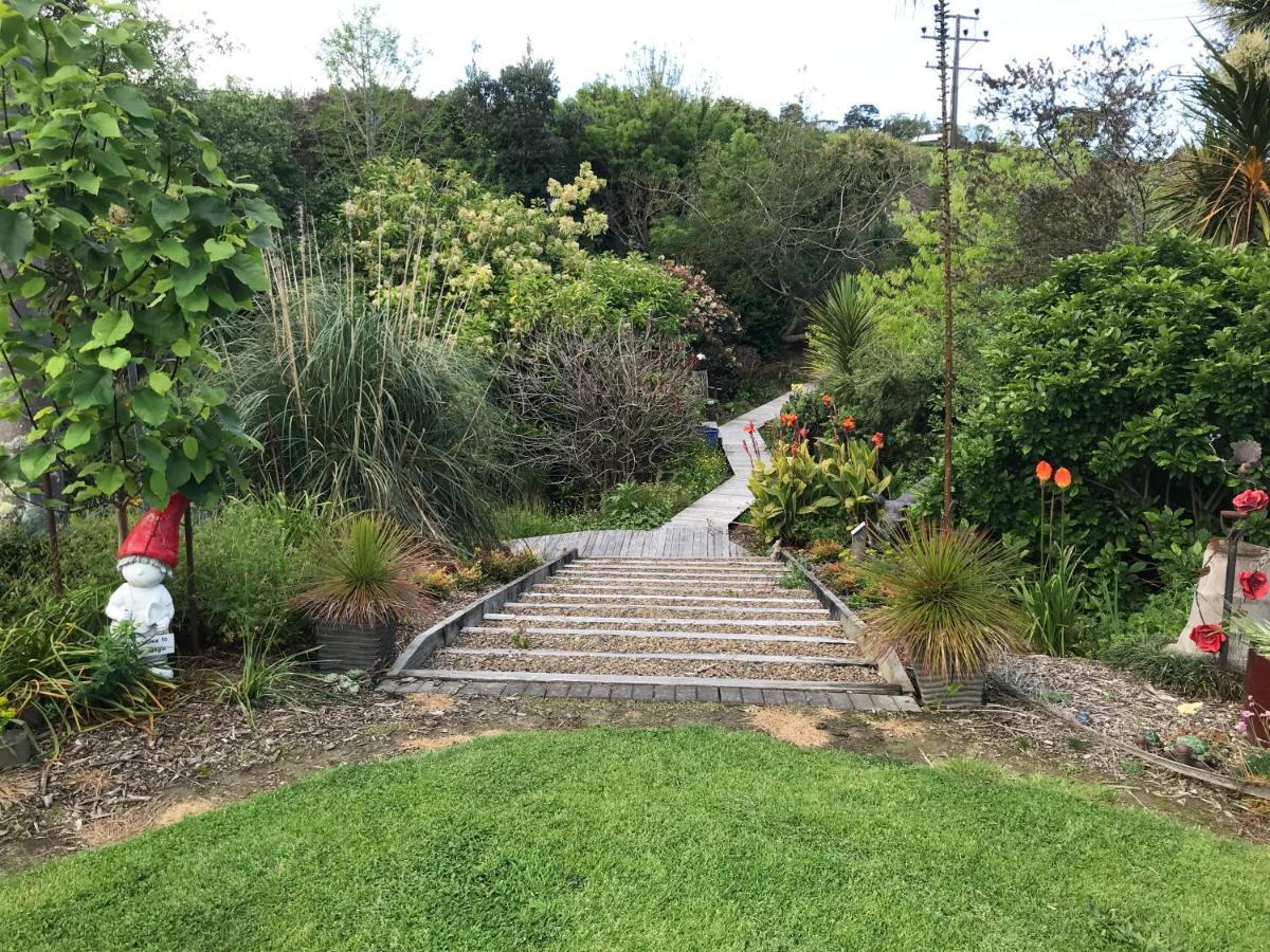 Silverdale Garden Stay Orewa Exteriör bild