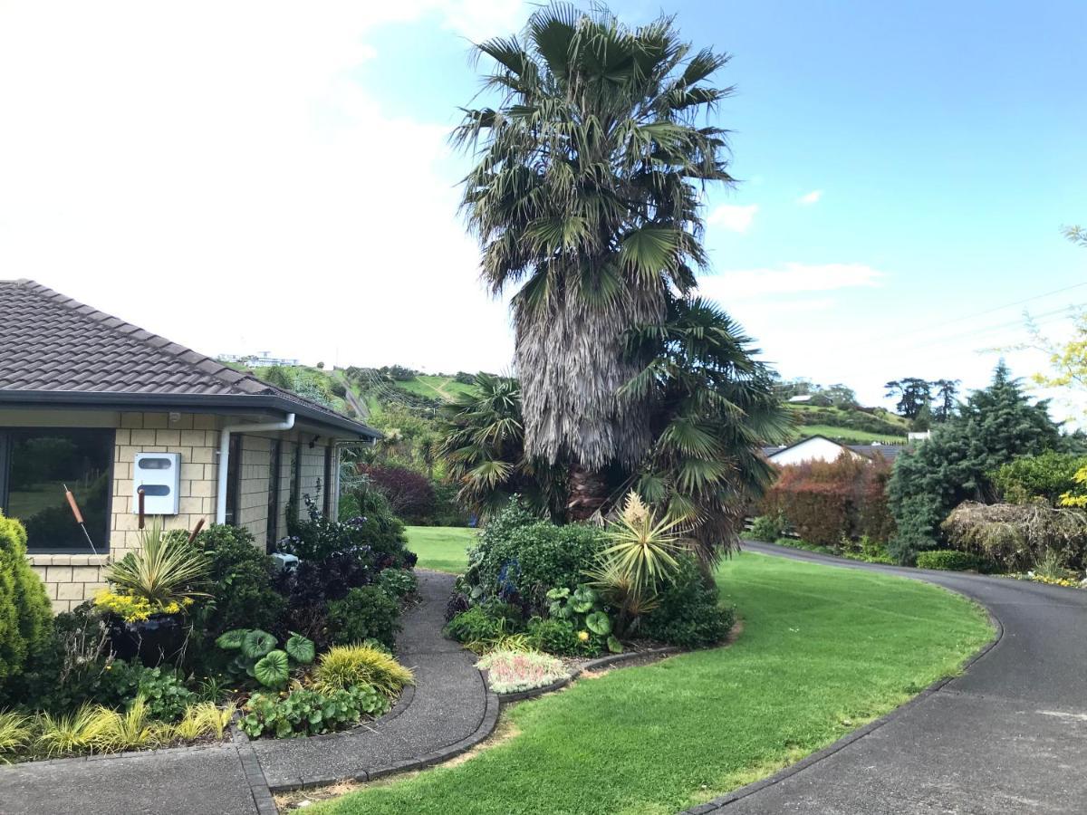 Silverdale Garden Stay Orewa Exteriör bild