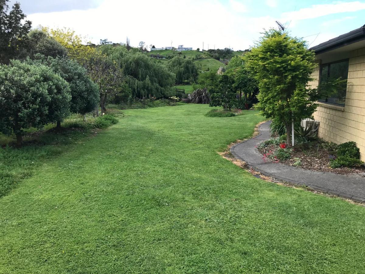 Silverdale Garden Stay Orewa Exteriör bild