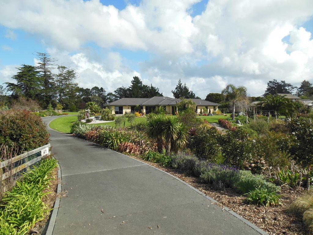 Silverdale Garden Stay Orewa Exteriör bild
