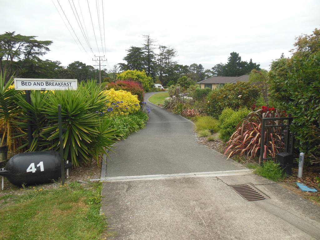 Silverdale Garden Stay Orewa Exteriör bild